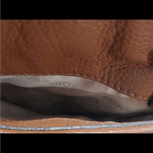 Michael Kors Fulton Brown Leather Crossbody Messenger Bag - Picture 8 of 10